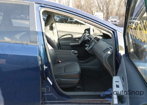 2013 Toyota Prius V Five из США, поврежденный, VIN JTDZN3EU1D3216305